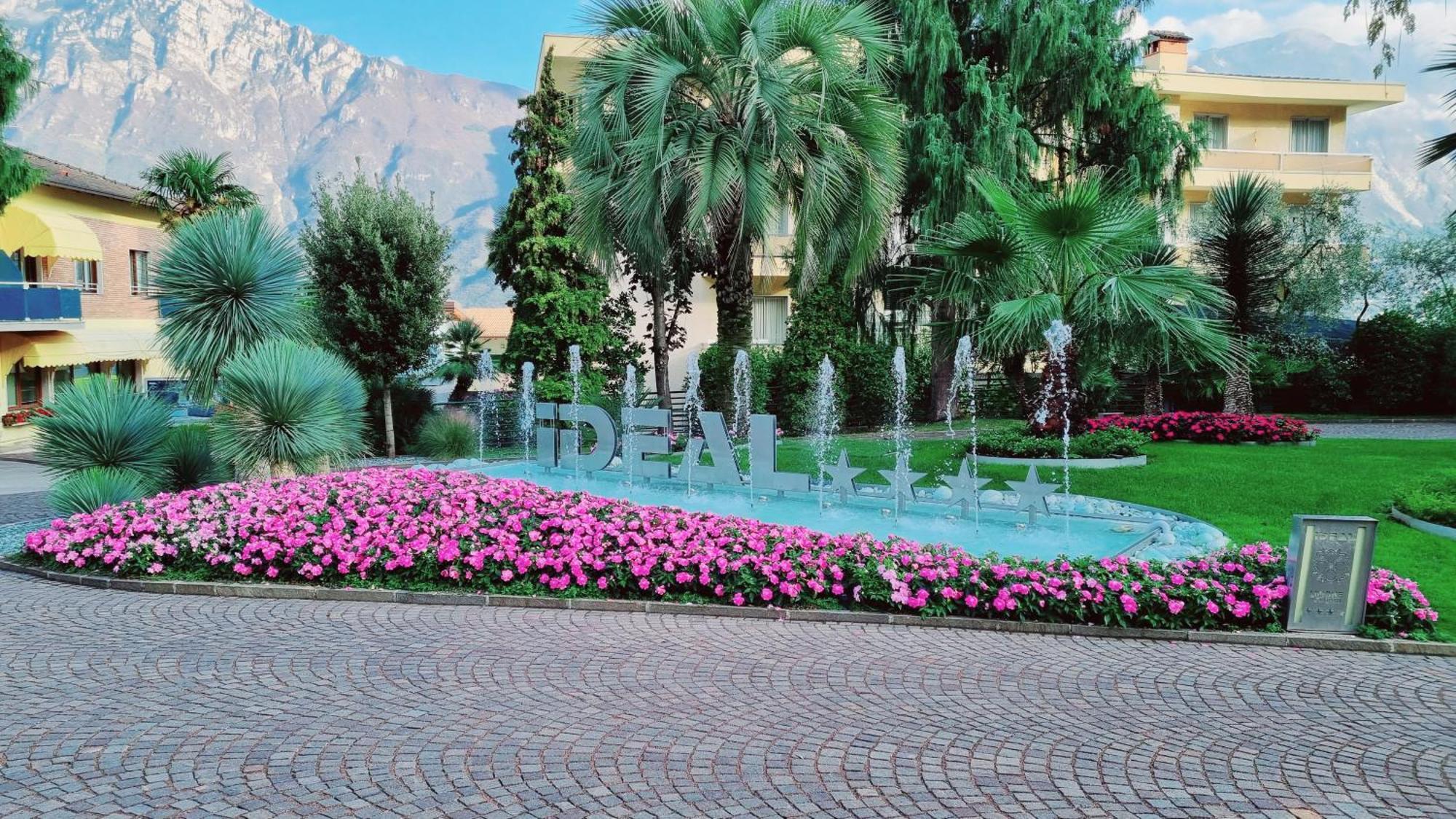 Hotel Ideal Limone sul Garda Exterior photo