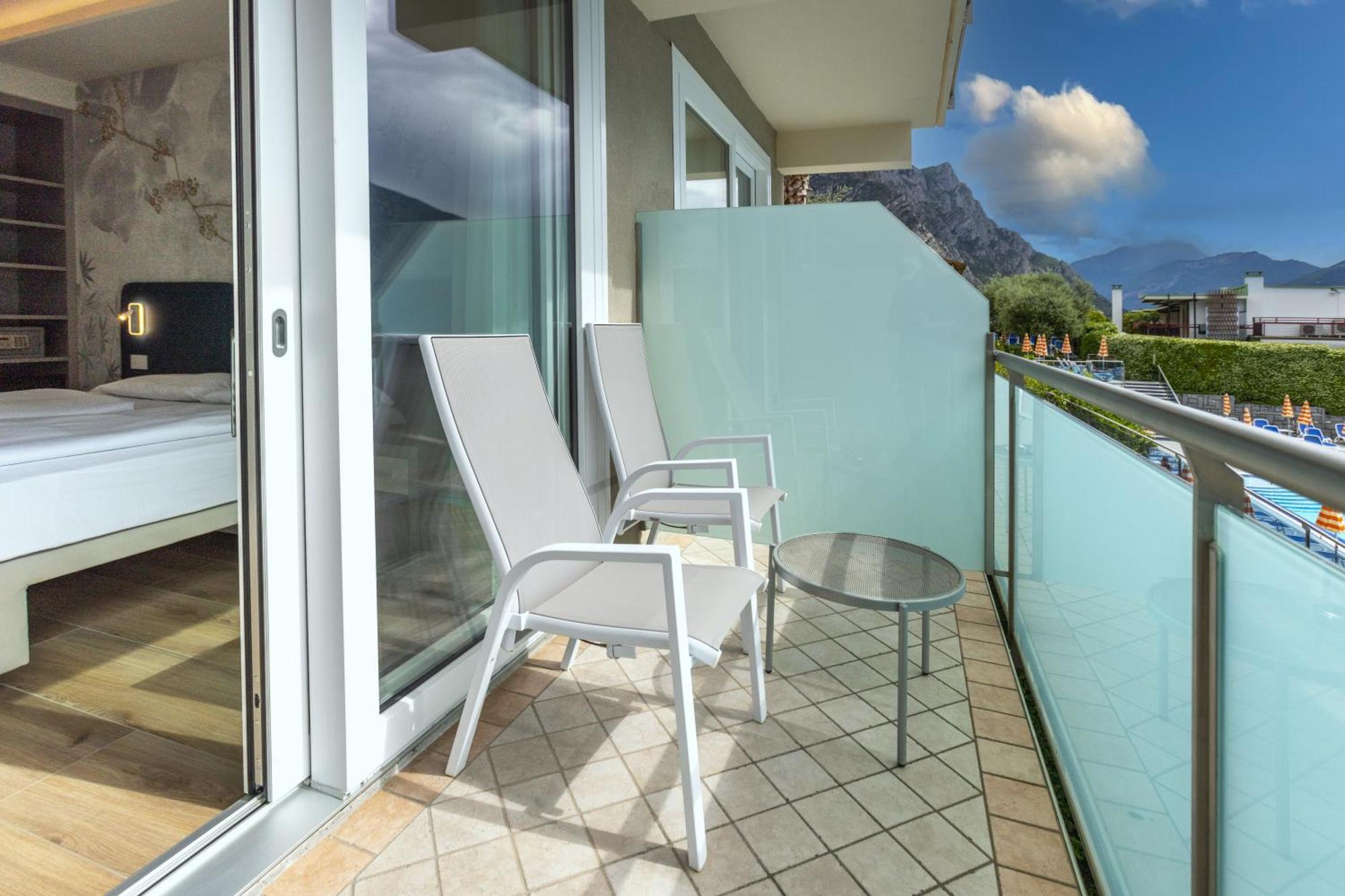 Hotel Ideal Limone sul Garda Exterior photo