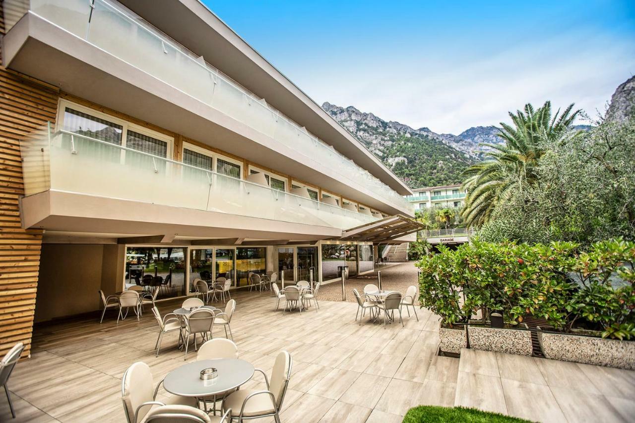 Hotel Ideal Limone sul Garda Exterior photo